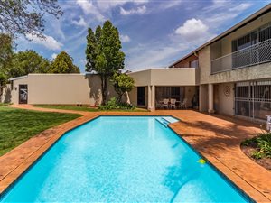 4 Bed House in Florida Park