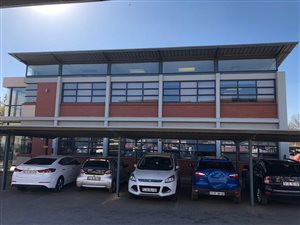 490 m² Commercial space in Doringkloof