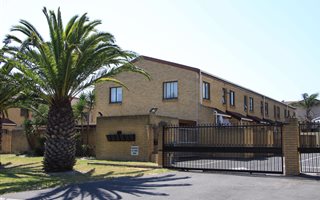 2 Bedroom Apartment in Waves Edge