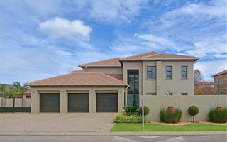 4 Bedroom House in Glen Eagles Estate