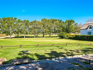979 m² Land available in Fancourt