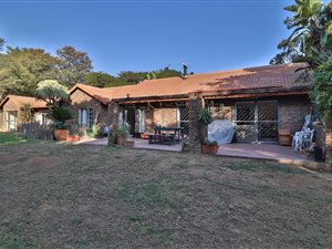 7 Bed House in President Park