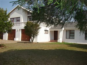 3 Bed House in Hartenbos Heuwels