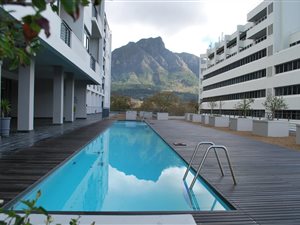 2 Bedroom Apartment in Claremont Upper