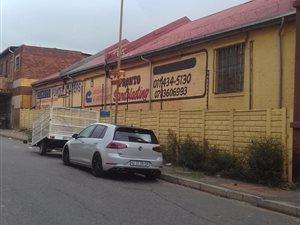 400 m² Industrial space in Springfield