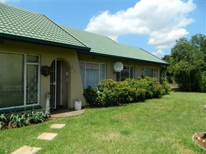 3 Bed House in Mayberry Park