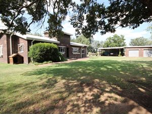 2 ha Farm in Meyerton
