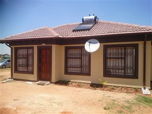 3 Bed House in Daveyton