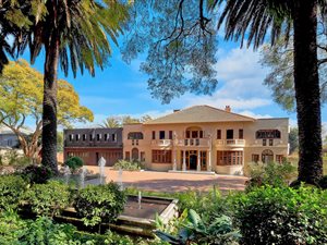 Commercial space in Saxonwold