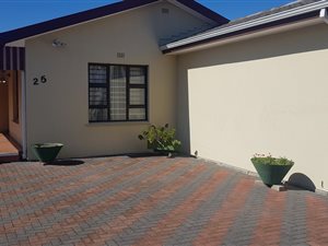 3 Bed House in Fairways