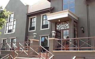 187 m² Office Space in Bryanston East
