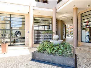 176 m² Commercial space in Umhlanga Ridge