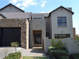 3 Bed House in Copperleaf