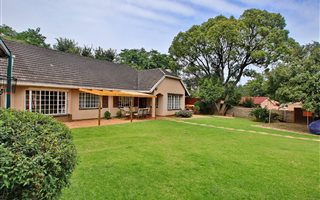 10 Bedroom House in Randpark