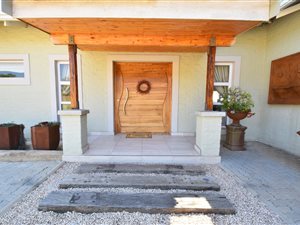 4 Bedroom House in Randjesfontein