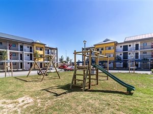 2 Bed Apartment in Buh Rein Estate