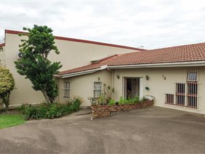 3 Bed House in Beverley Hills