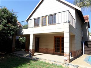 4 Bed Townhouse in Equestria