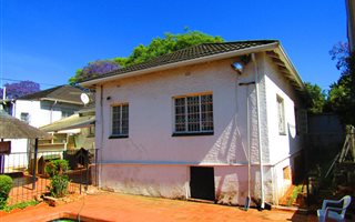 3 Bedroom House in Bezuidenhout Valley