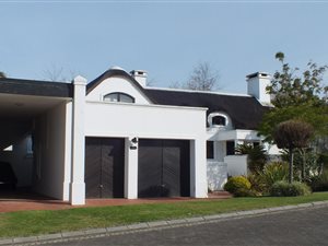 3 Bed House in Fancourt