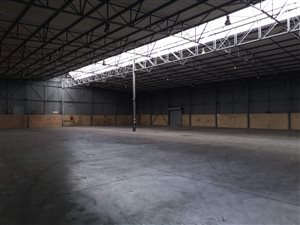 2090 m² Industrial space in Meadowdale