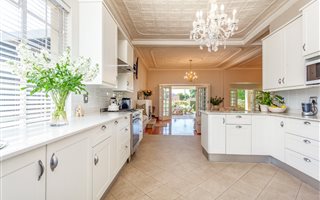 4 Bedroom House in Greenside