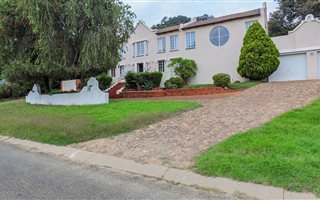 3 Bedroom House in Winchester Hills