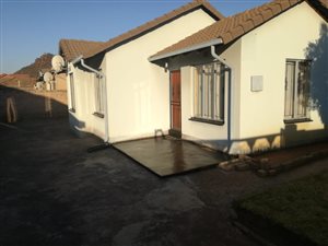 3 Bed House in Eikenhof