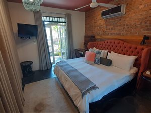 692 m² Commercial space in Greyville