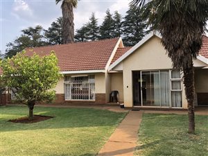 2.2 ha Farm with House in Unitas Park