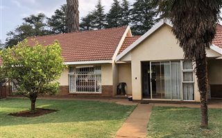 2.2 ha Farm with House in Unitas Park