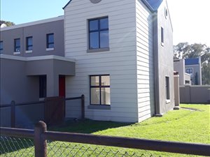 3 Bed Duplex in Klapmuts