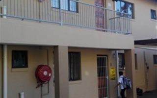 3 Bedroom Apartment in Amanzimtoti