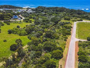1048 m² Land available in Khamanga Bay