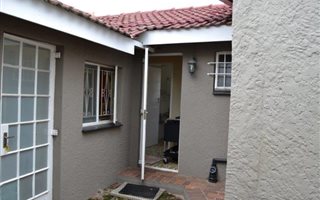 1 Bedroom Garden Cottage in Allen Grove
