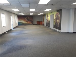520 m² Commercial space in Lynnwood Ridge