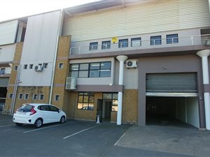 832 m² Industrial space in Red Hill