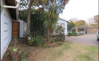 3 Bedroom House in Florida Glen
