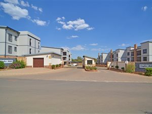 2 Bed Townhouse in Fairleads