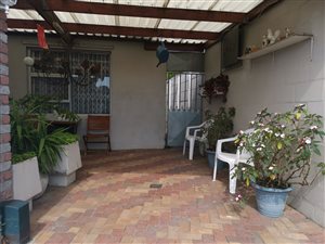 4 Bed House in Rocklands