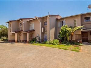 3 Bed Apartment in Farrarmere