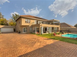 4 Bed House in Cheltondale