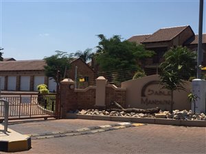 2 Bed Apartment in Mooikloof Ridge