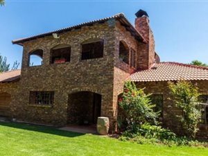 4.3 ha Farm in Strydfontein and surrounds