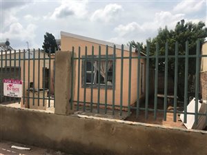 2 Bed House in Westbury