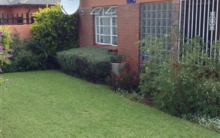 2 Bedroom House in Coronationville