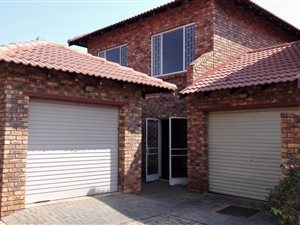 3 Bed Townhouse in Clarina