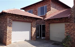 3 Bedroom Townhouse in Clarina