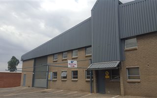 938 m² Industrial space in Wadeville