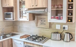 2 Bedroom Apartment in Andeon AH